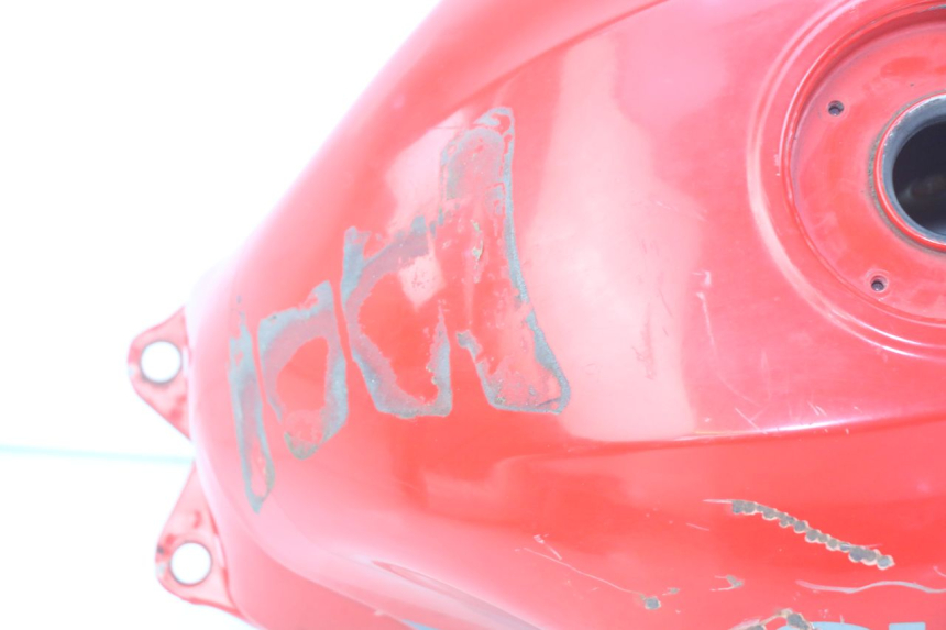 photo de KRAFTSTOFFTANK SUZUKI GSX F GSXF 750 (1988 - 1998) - Hochauflösende Nahaufnahme