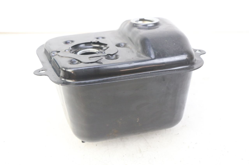 photo de KRAFTSTOFFTANK JM MOTORS GT LINE 4T 50 (2021 - 2023) - Technische Nahaufnahme