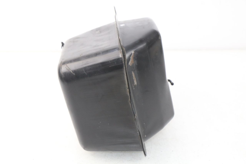 photo de KRAFTSTOFFTANK JONWAY GTX 2T 50 (2014 - 2020) - Details der Befestigungspunkte