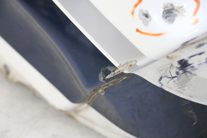 photo de KRAFTSTOFFTANK HONDA CBR F 1000 (1993 - 1996) - Charakteristische Merkmale