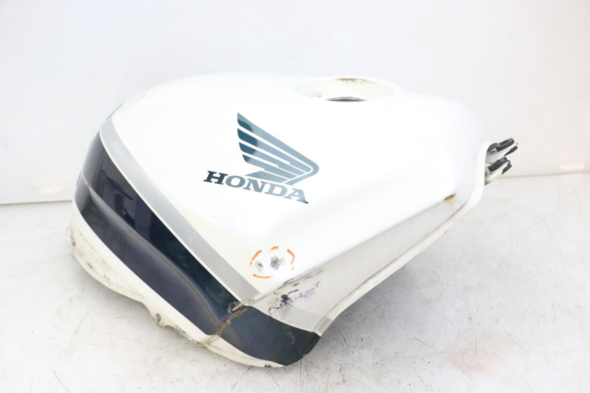photo de KRAFTSTOFFTANK HONDA CBR F 1000 (1993 - 1996) - Zoom auf Komponenten