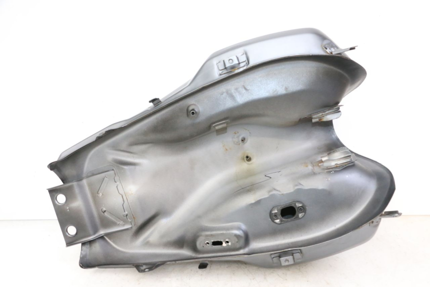 photo de KRAFTSTOFFTANK KIDEN KD125-G 125 (2018 - 2022) - Zoom auf Gebrauchszustand