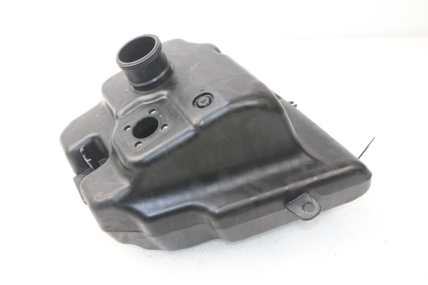 photo de KRAFTSTOFFTANK PEUGEOT KISBEE 4T 50 (2010 - 2017) - Alternative Perspektive