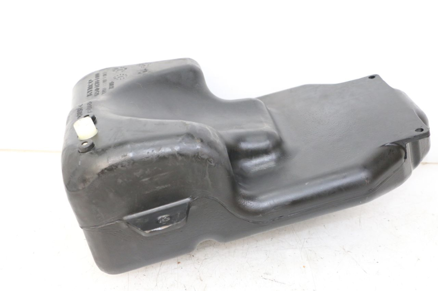 photo de KRAFTSTOFFTANK KYMCO PEOPLE S 125 (2000 - 2008) - Zoom auf Gebrauchszustand