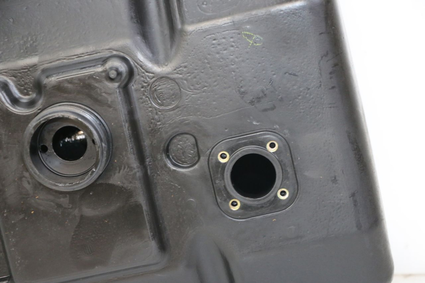 photo de KRAFTSTOFFTANK KYMCO PEOPLE S 125 (2000 - 2008) - Gesamtansicht des Produkts