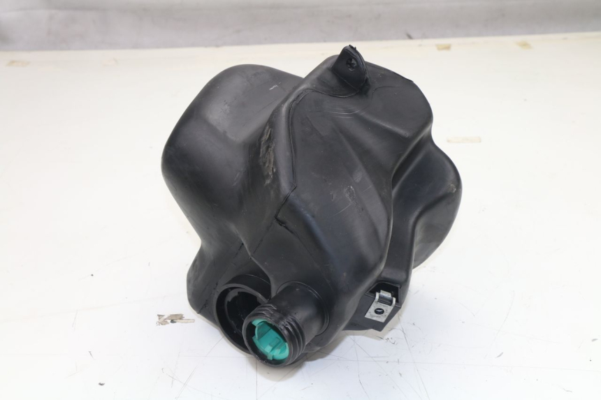 photo de KRAFTSTOFFTANK PIAGGIO LIBERTY 2T 50 (2009 - 2013) - Detailansicht des Bauteils