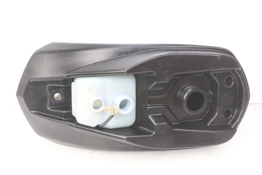 photo de KRAFTSTOFFTANK PEUGEOT LUDIX 50 (2008 - 2017) - Hauptansicht