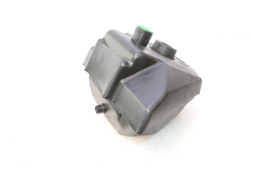 photo de KRAFTSTOFFTANK MBK MACH G AC 50 (2002 - 2014) - Alternative Perspektive
