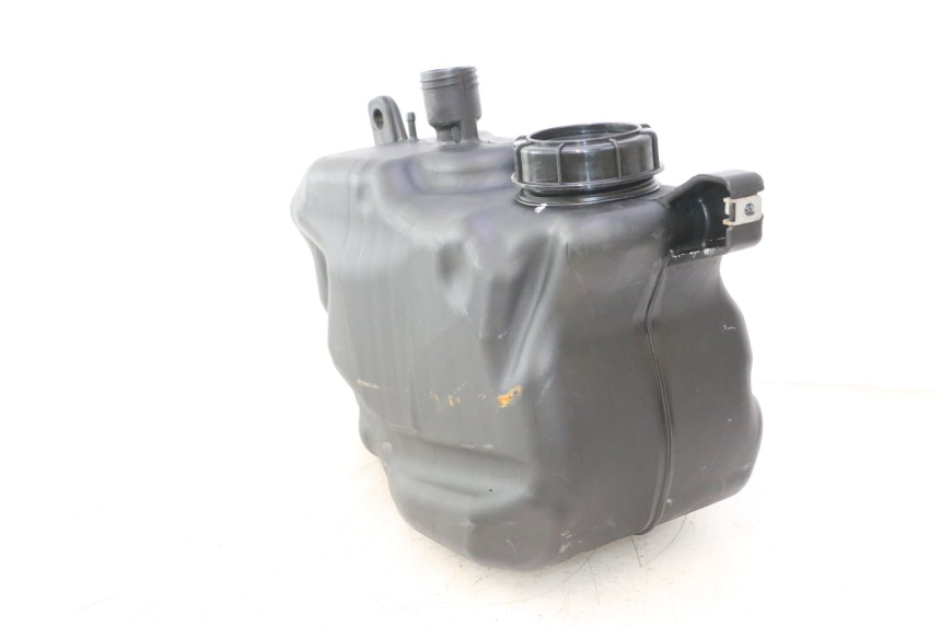 photo de KRAFTSTOFFTANK PIAGGIO MP3 HPE 530 (2022 - 2026) - Technische Nahaufnahme