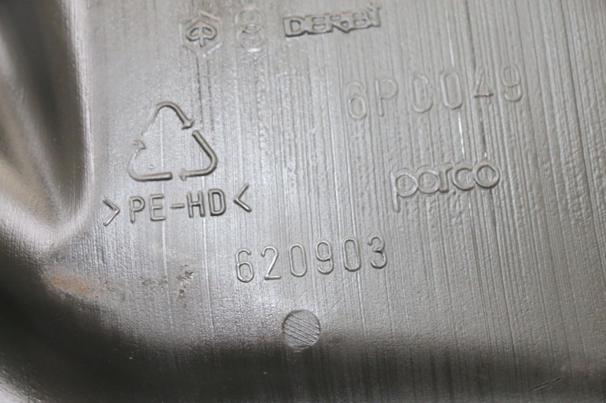 photo de KRAFTSTOFFTANK PIAGGIO MP3 500 (2014 - 2017) - Technische Nahaufnahme