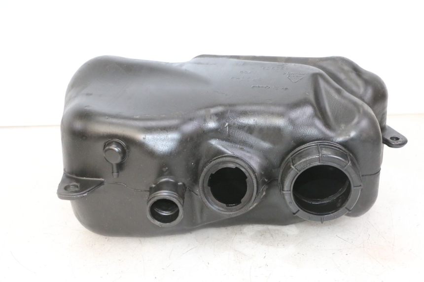 photo de KRAFTSTOFFTANK PIAGGIO MP3 500 (2011 - 2015) - Zoom auf Gebrauchszustand