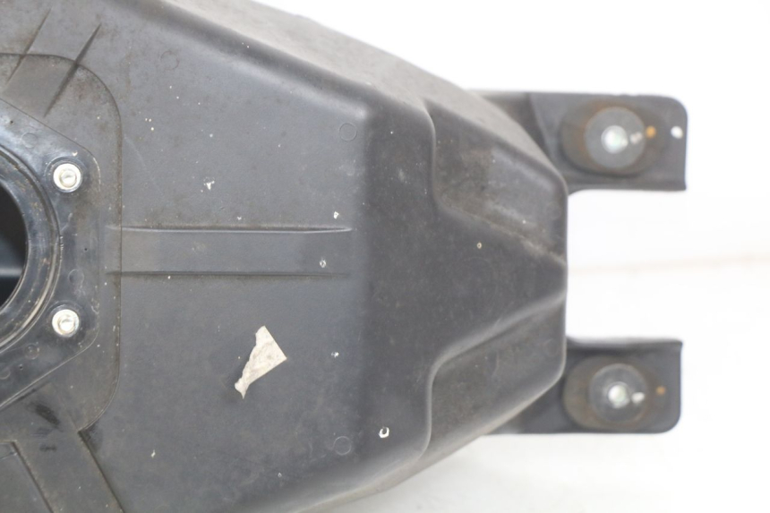 photo de KRAFTSTOFFTANK YAMAHA MT ABS 125 (2014 - 2018) - Details der Befestigungspunkte
