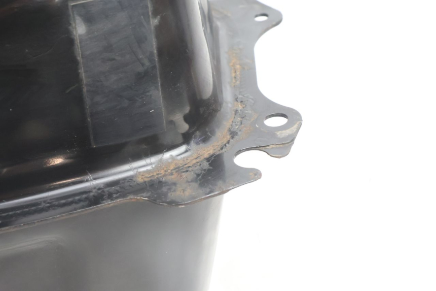 photo de KRAFTSTOFFTANK YAMAHA N-MAX NMAX 125 (2021 - 2024) - Zoom auf Gebrauchszustand