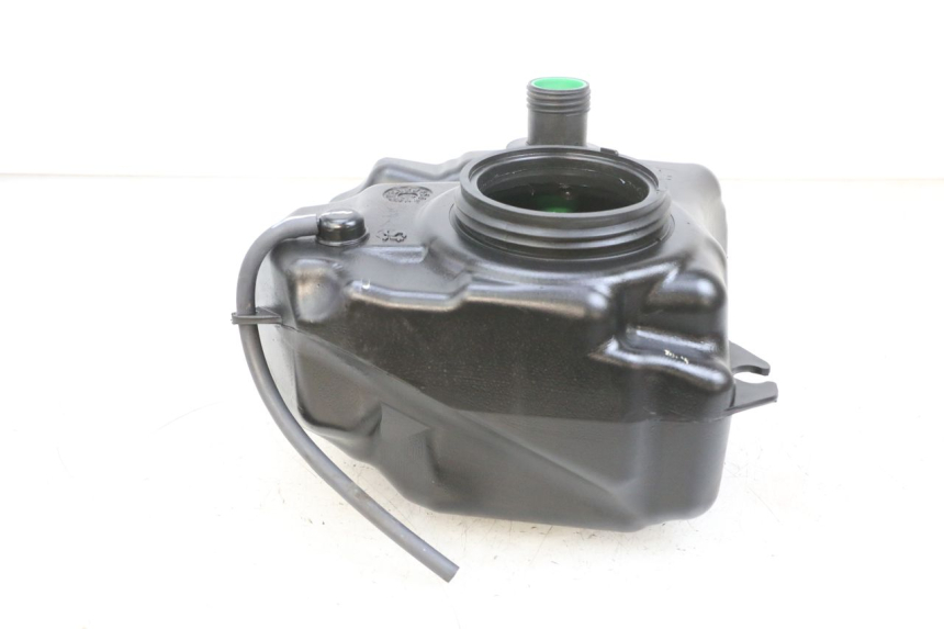 photo de KRAFTSTOFFTANK YAMAHA NEOS NEO'S 4T 50 (2008 - 2016) - Zoom auf Gebrauchszustand