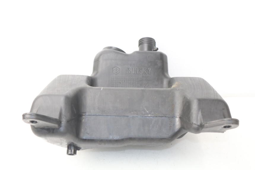 photo de KRAFTSTOFFTANK PIAGGIO NEW TYPHOON 50 (2010 - 2017) - Zoom auf Gebrauchszustand