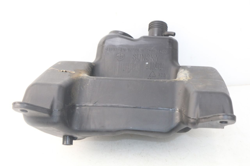 photo de KRAFTSTOFFTANK PIAGGIO NEW TYPHOON 50 (2010 - 2017) - Technische Nahaufnahme