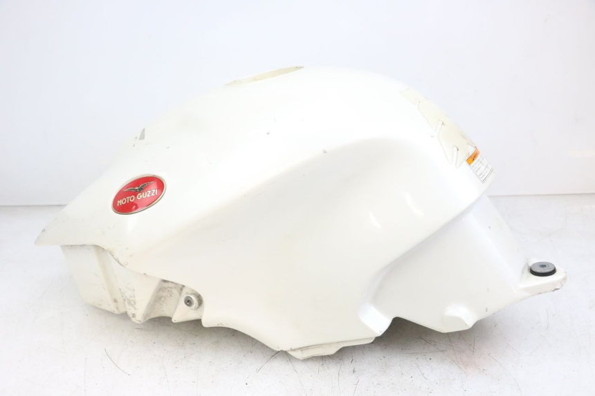 photo de KRAFTSTOFFTANK MOTO GUZZI NORGE 8V GT 1200 (2011 - 2016) - Kennzeichnungen und Originalreferenzen