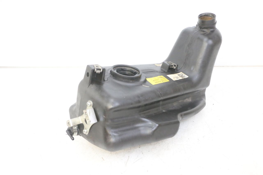 photo de KRAFTSTOFFTANK PIAGGIO NRG POWER PUREJET 50 (2018 - 2021) - Details der Befestigungspunkte