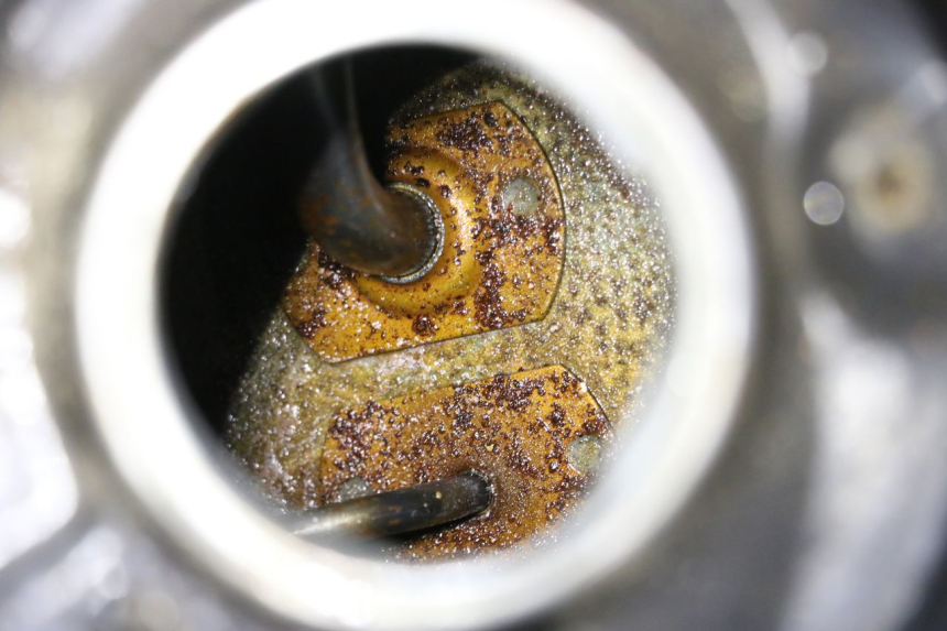 photo de KRAFTSTOFFTANK HONDA NSR R 125 (1994 - 2003) - Detailansicht des Bauteils