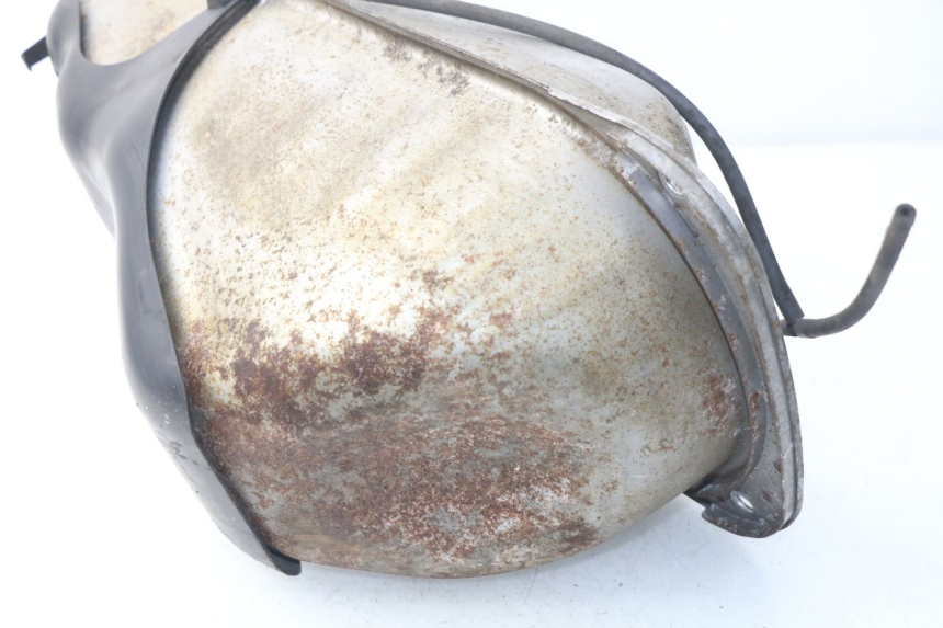 photo de KRAFTSTOFFTANK HONDA NSS EX FORZA 250 (2005 - 2013) - Zoom auf Gebrauchszustand