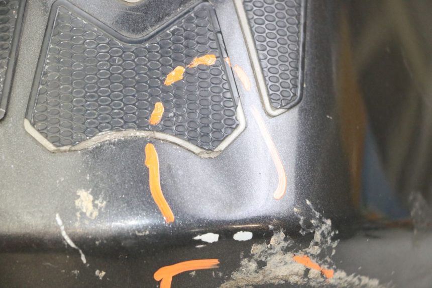 photo de KRAFTSTOFFTANK HONDA NTV DEAUVILLE ABS 700 (2007 - 2016) - Zoom auf Komponenten