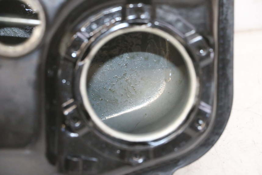 photo de KRAFTSTOFFTANK JM MOTORS OLDIES GT 4T 50 (2018 - 2025) - Zoom auf Gebrauchszustand