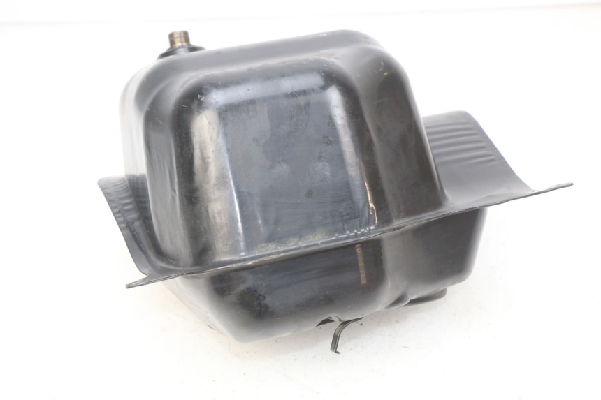 photo de KRAFTSTOFFTANK SYM ORBIT 2 2T 50 (2008 - 2018) - Detailansicht des Bauteils