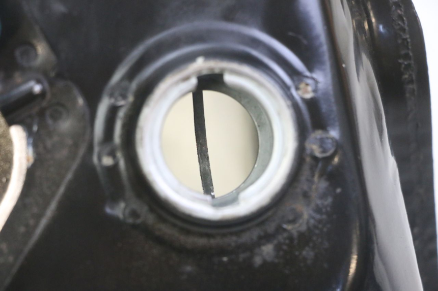 photo de KRAFTSTOFFTANK SYM ORBIT 2 4T 50 (2008 - 2017) - Zoom auf Gebrauchszustand