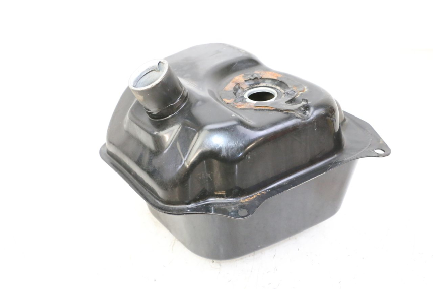 photo de KRAFTSTOFFTANK IMF INDUSTRIE PACH 2T 50 (2009 - 2018) - Oberflächenzustand und Material