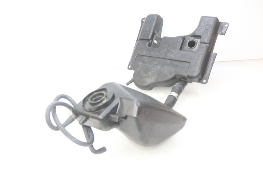 photo de KRAFTSTOFFTANK KYMCO PEOPLE 250 (2004 - 2008) - Detailansicht des Bauteils