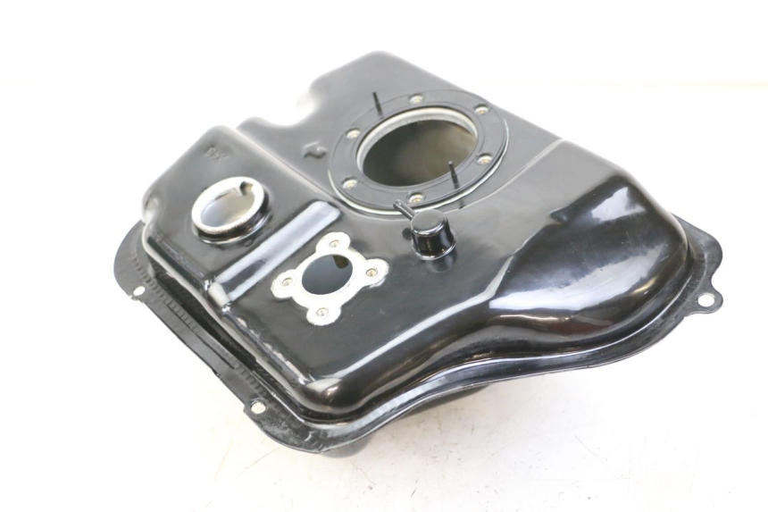 photo de KRAFTSTOFFTANK PEUGEOT TWEET 4T 50 (2023 - 2025) - Alternative Perspektive