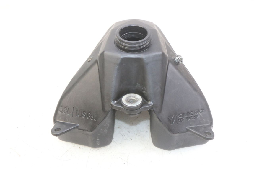 photo de KRAFTSTOFFTANK YCF PILOT 125 - Oberflächenzustand und Material