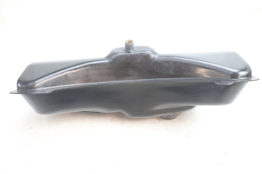 photo de KRAFTSTOFFTANK RAZZO QTR 50 (2011 - 2018) - Alternative Perspektive