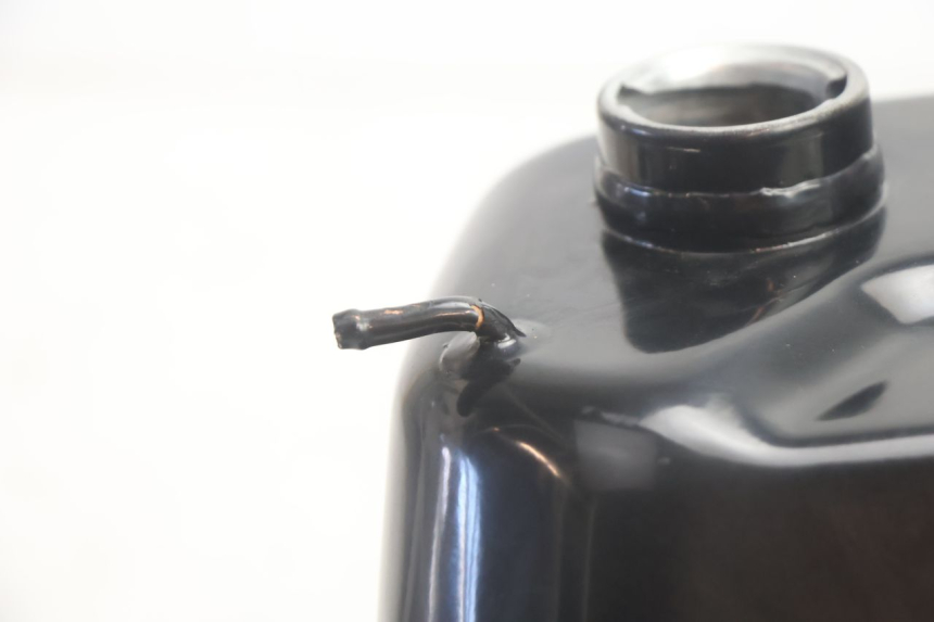 photo de KRAFTSTOFFTANK JM MOTORS R-MAX TECH 50 (2024 - 2026) - Detailansicht des Bauteils