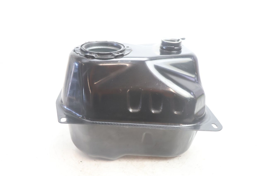 photo de KRAFTSTOFFTANK JM MOTORS R-MAX TECH 50 (2024 - 2026) - Technische Nahaufnahme