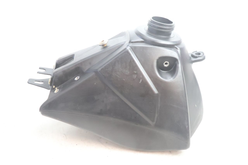 photo de KRAFTSTOFFTANK APOLLO RFZ 125 - Detailansicht des Bauteils