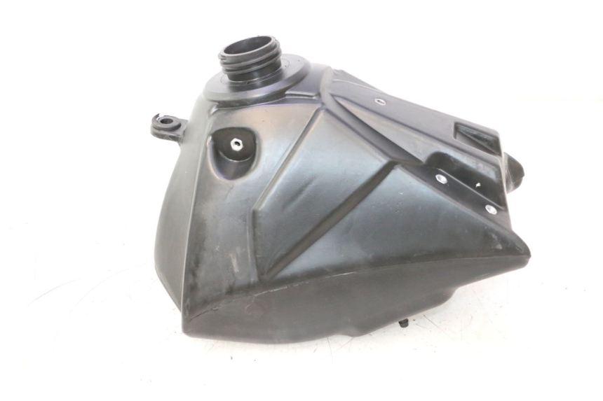 photo de KRAFTSTOFFTANK APOLLO RFZ 150 - Detailansicht des Bauteils