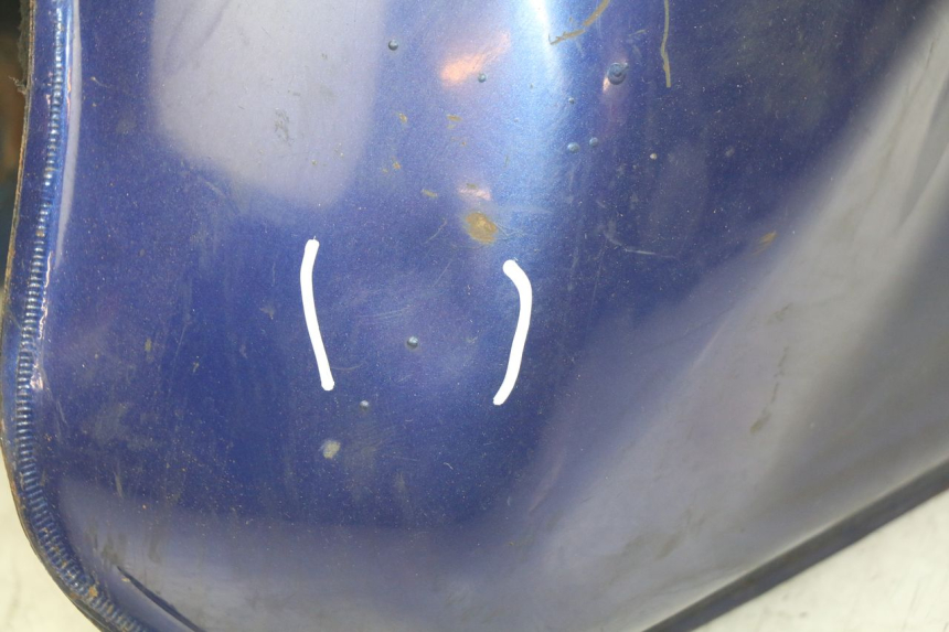 photo de KRAFTSTOFFTANK HYOSUNG RT KARION 125 (2003 - 2007) - Charakteristische Merkmale