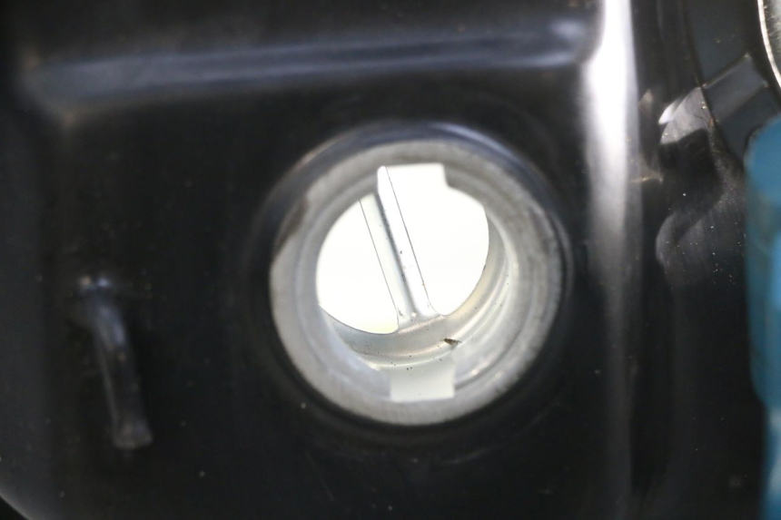 photo de KRAFTSTOFFTANK JM MOTORS SANTANA EVO 50 (2024 - 2026) - Alternative Perspektive