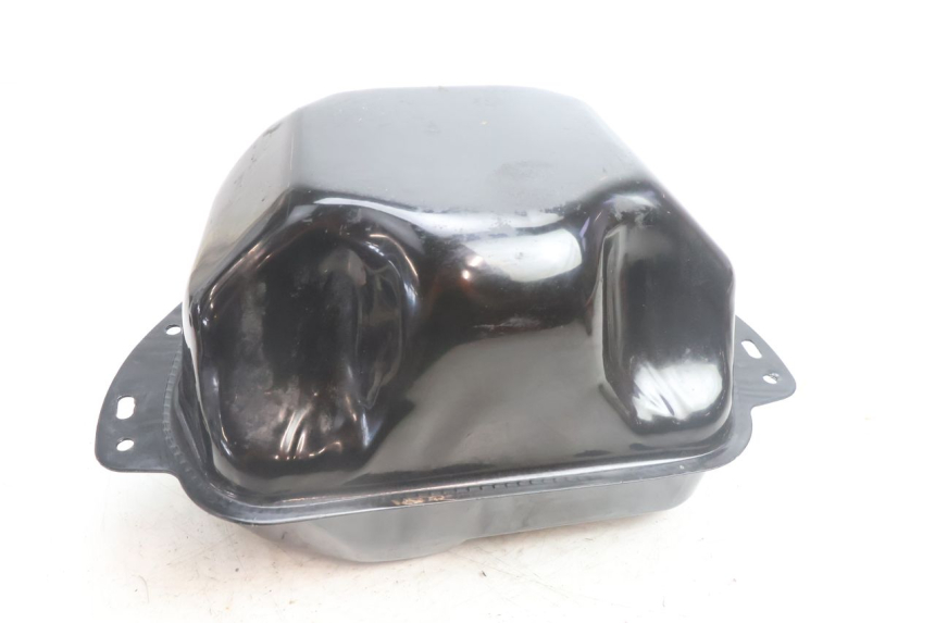 photo de KRAFTSTOFFTANK JM MOTORS SANTANA EVO 50 (2024 - 2026) - Oberflächenzustand und Material