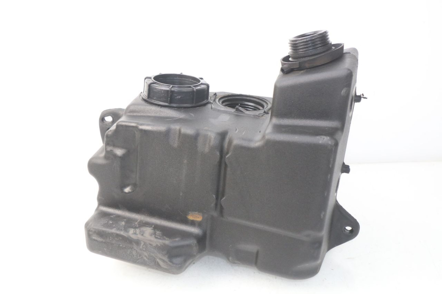 photo de KRAFTSTOFFTANK PEUGEOT SATELIS 300 (2012 - 2015) - Zoom auf Gebrauchszustand