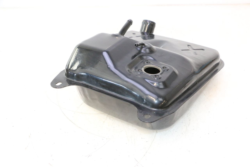 photo de KRAFTSTOFFTANK FYM SCOOTERONE 125 (2006 - 2008) - Kennzeichnungen und Originalreferenzen