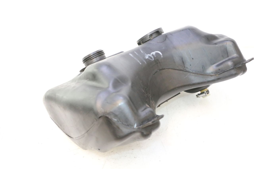 photo de KRAFTSTOFFTANK PEUGEOT SPEEDFIGHT 2 AC 50 (2000 - 2009) - Zoom auf Gebrauchszustand