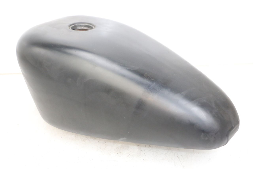 photo de KRAFTSTOFFTANK HARLEY DAVIDSON SPORTSTER XL CUSTOM 1200 (2003 - 2004) - Kennzeichnungen und Originalreferenzen