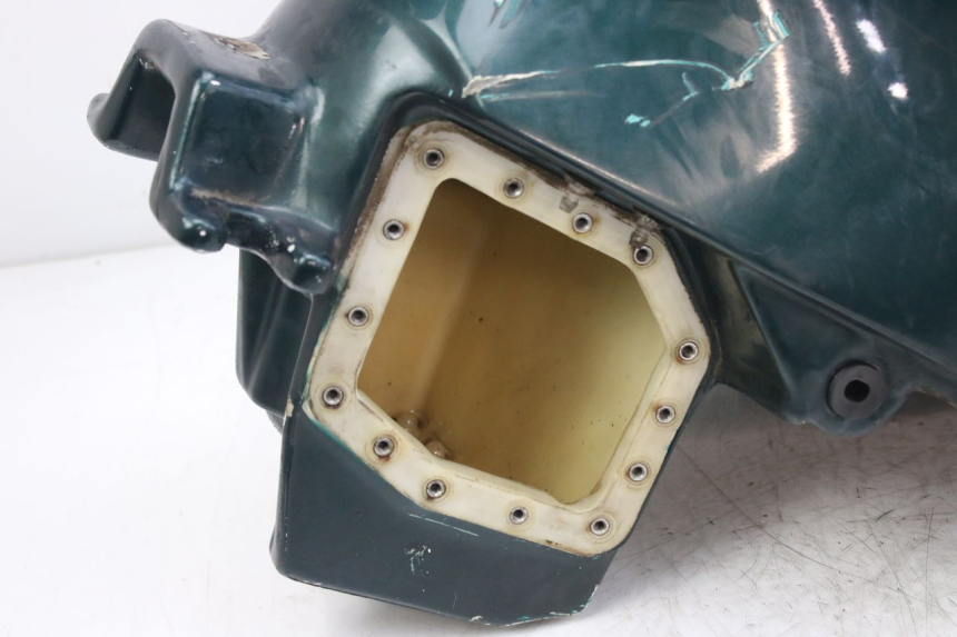 photo de KRAFTSTOFFTANK TRIUMPH SPRINT ST 955 (1999 - 2001) - Geprüftes Gebrauchtteil