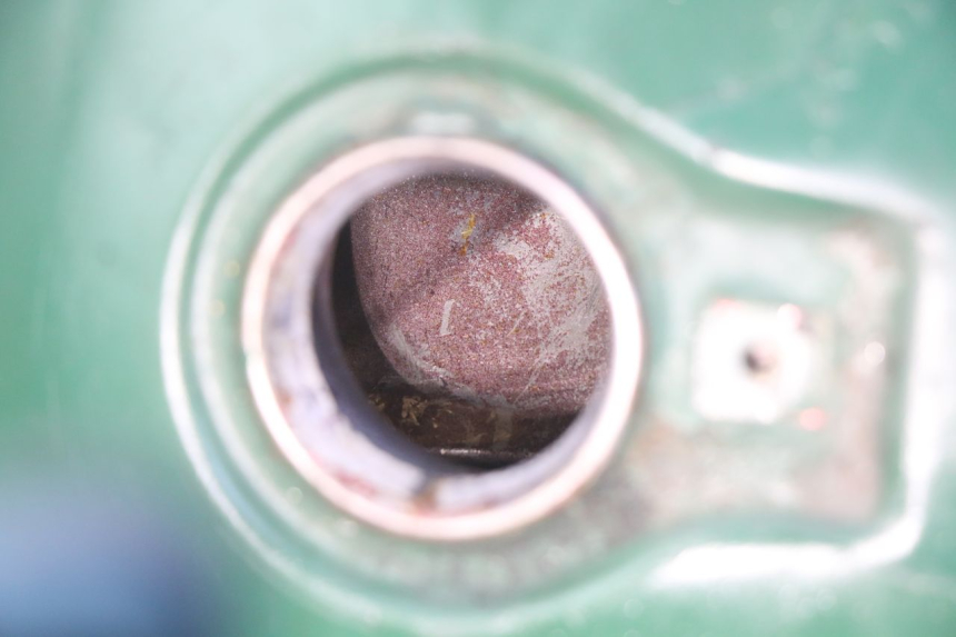 photo de KRAFTSTOFFTANK YAMAHA SR 125 (1982 - 2003) - Zoom auf Gebrauchszustand