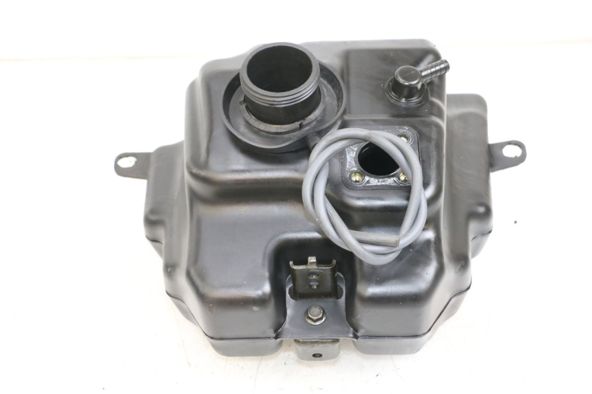 photo de KRAFTSTOFFTANK PEUGEOT STREETZONE I 2T 50 (2018 - 2020) - Alternative Perspektive