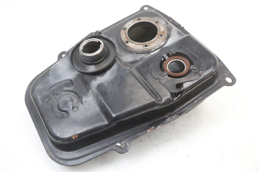 photo de KRAFTSTOFFTANK KYMCO SUPER 8 4T 50 (2021 - 2024) - Zoom auf Gebrauchszustand