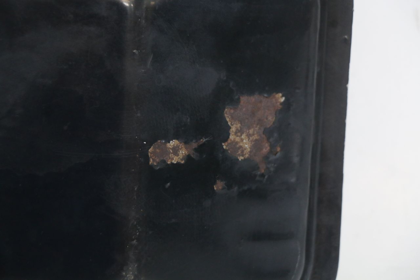 photo de KRAFTSTOFFTANK KYMCO SUPER 8 4T 50 (2021 - 2024) - Oberflächenzustand und Material