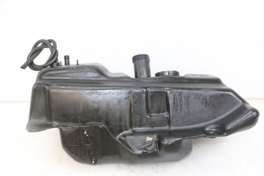 photo de KRAFTSTOFFTANK PIAGGIO SUPER LX 125 (2000 - 2003) - Technische Nahaufnahme